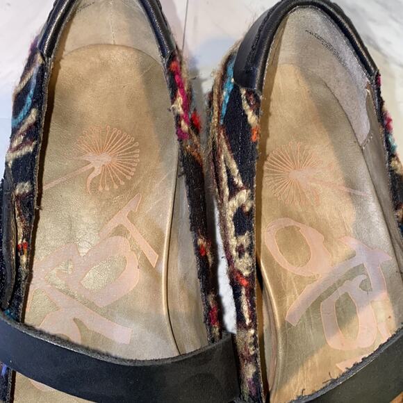 OTBT Salem Colored Yard Mary Jane Hidden Wedge Clogs Size 7.5 - Picture 6 of 11